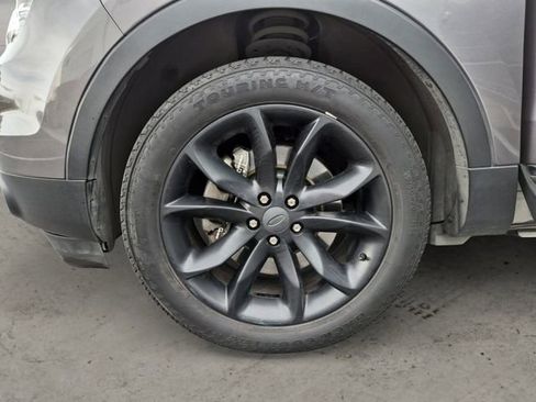 Used 2013 Ford Explorer XLT image 10