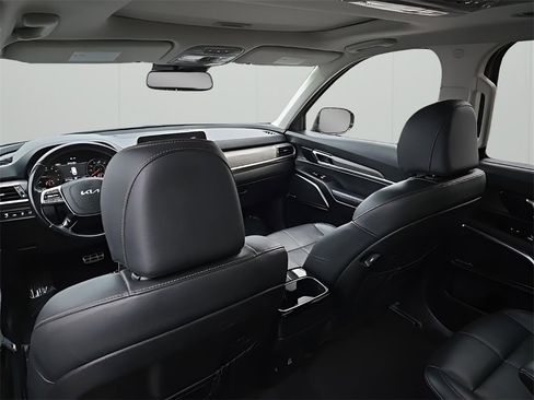 Used 2022 Kia Telluride SX image 14