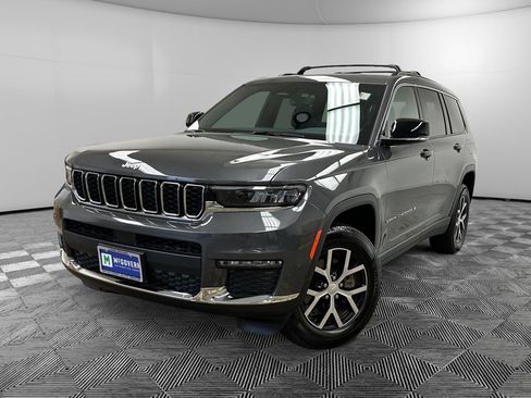 Used 2024 Jeep Grand Cherokee L Limited AWD/4WD image 1