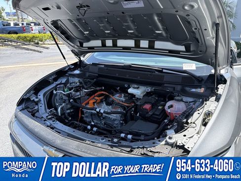 Used 2025 Chevrolet Equinox EV LT FWD image 30