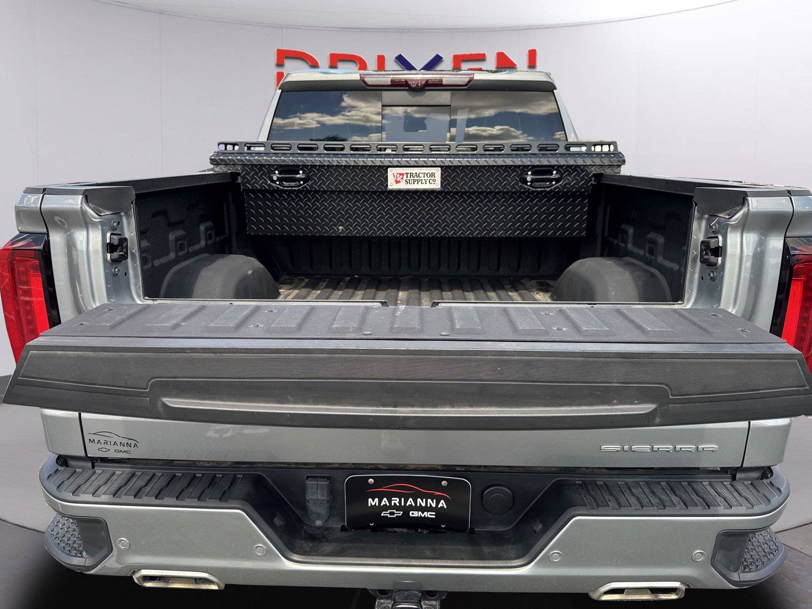 Used 2023 GMC Sierra 1500 Denali Ultimate AWD/4WD image 29
