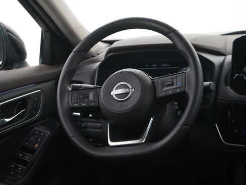 Used 2023 Nissan Rogue Platinum AWD/4WD image 15