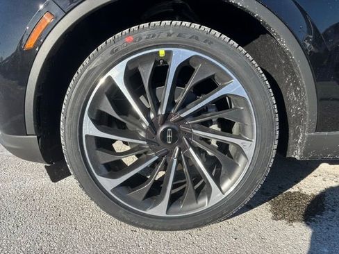 New 2026 Lincoln Aviator Reserve AWD/4WD image 35