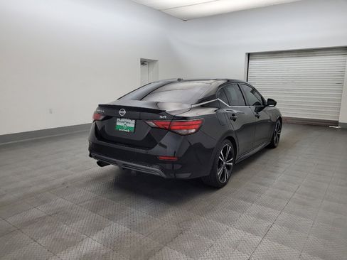 Used 2021 Nissan Sentra SR w/ SR Premium Package FWD image 9