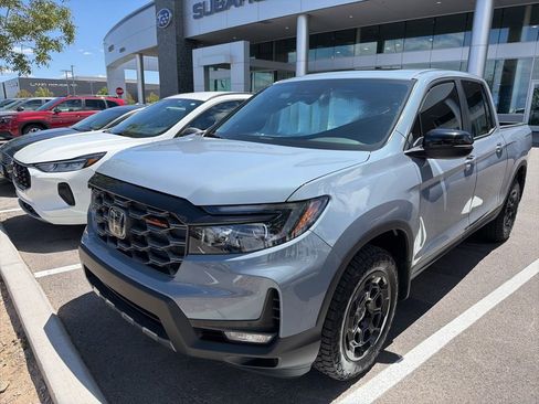 Used 2025 Honda Ridgeline TrailSport+ image 4