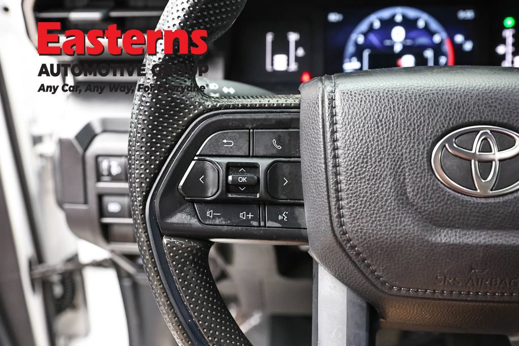 Used 2025 Toyota Tacoma SR RWD image 15