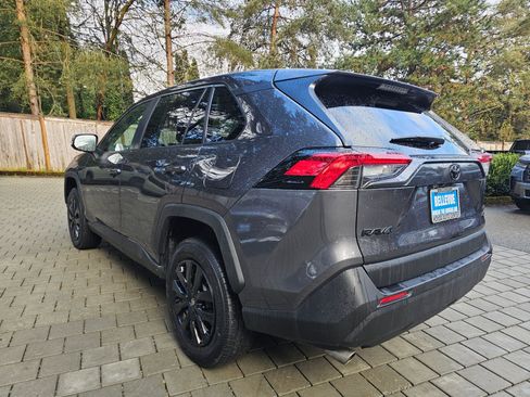 Used 2024 Toyota RAV4 LE image 34