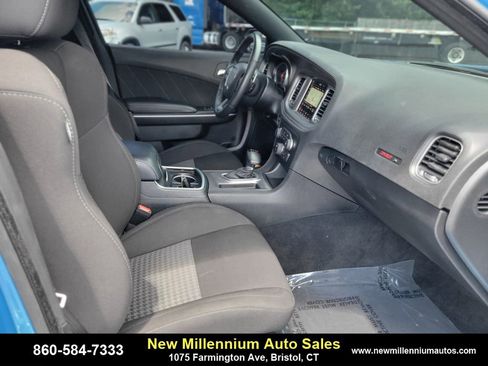 Used 2023 Dodge Charger Scat Pack w/ Navigation & Travel Group image 11