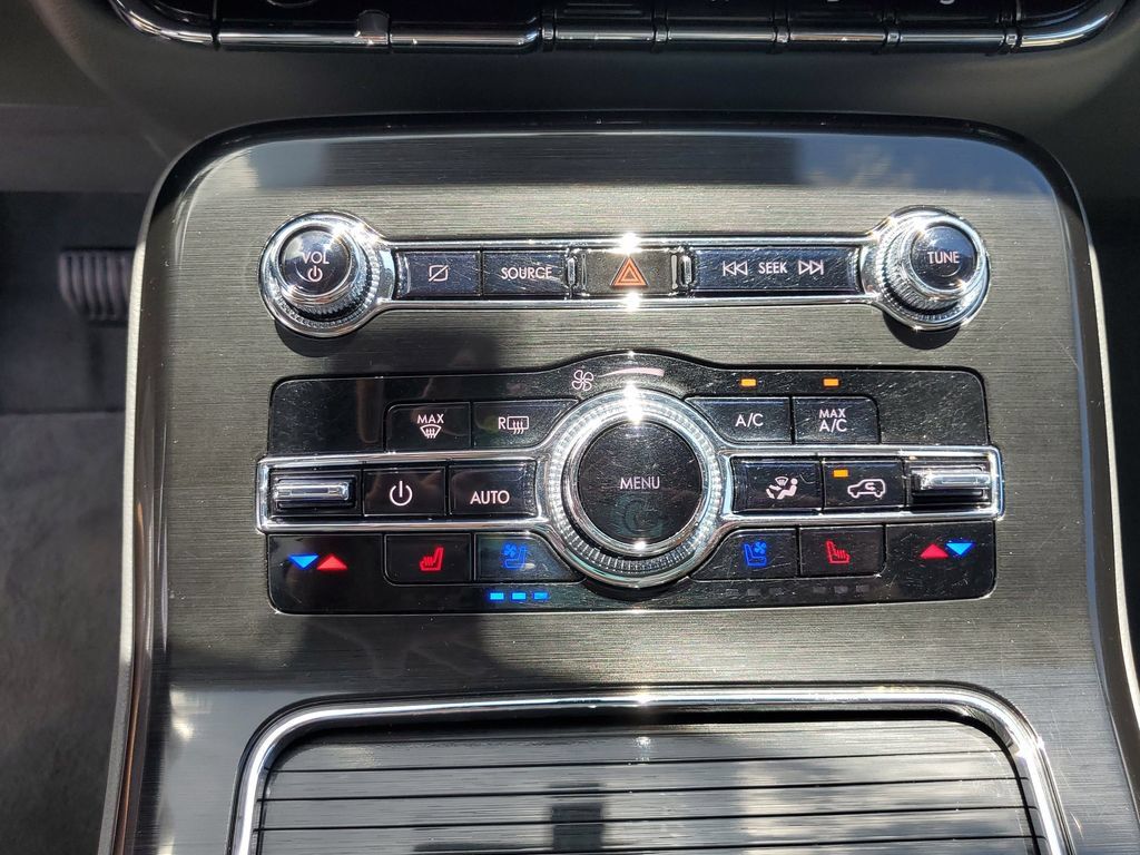 Used 2022 Lincoln Nautilus Reserve FWD image 22