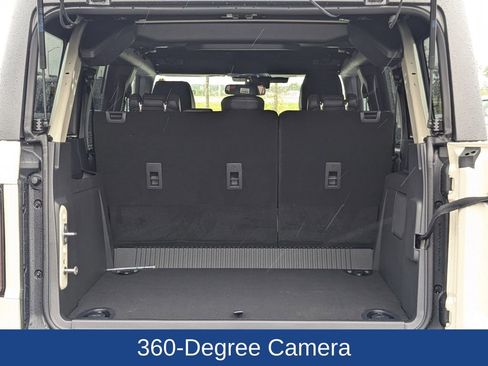 New 2025 Ford Bronco Outer Banks w/ Sasquatch Package image 13