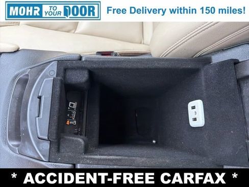 Used 2018 Cadillac XT5 FWD image 23