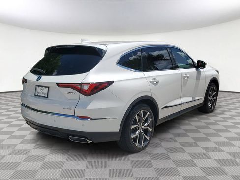 Certified 2023 Acura MDX SH-AWD w/ Technology Package image 4