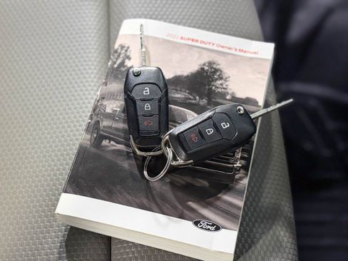 Used 2022 Ford F250 XL w/ Power Equipment Group image 40