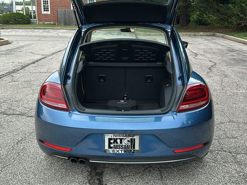 Used 2019 Volkswagen Beetle 2.0T SE FWD image 7