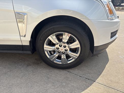 Used 2016 Cadillac SRX Luxury AWD/4WD image 13