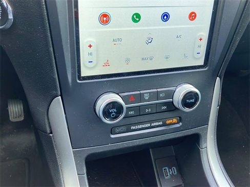 Used 2022 Ford Edge SEL image 24