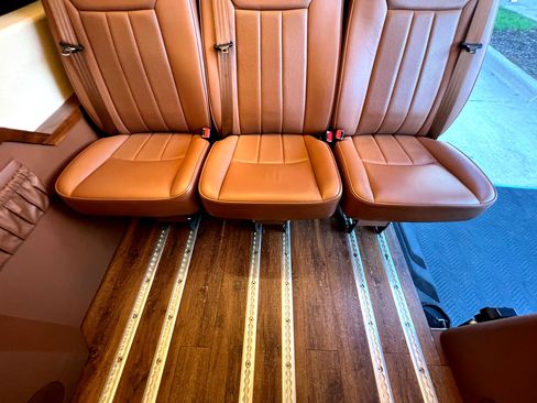 Used 2019 Mercedes-Benz Sprinter 144 image 53