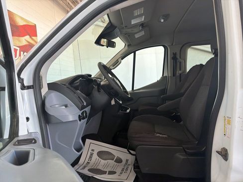 Used 2016 Ford Transit 150 XL image 18