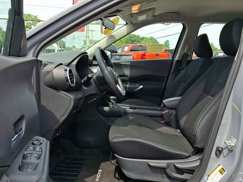 Used 2024 Nissan Kicks SV FWD image 15