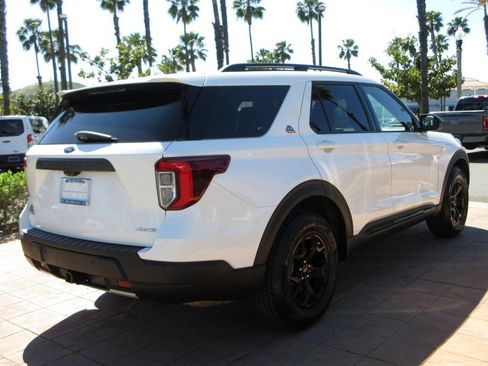 Certified 2023 Ford Explorer Timberline w/ Timberline Technology Package AWD/4WD image 4