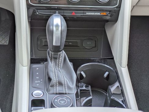 Used 2021 Volkswagen Atlas SEL Premium AWD/4WD image 20