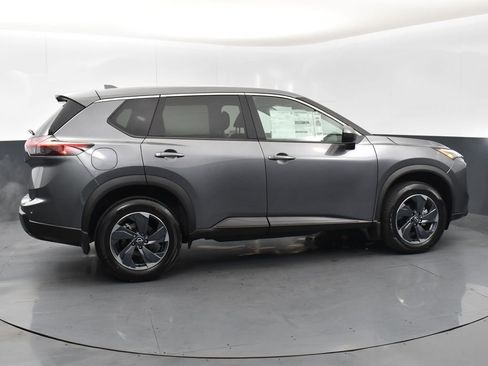 New 2026 Nissan Rogue SV image 8