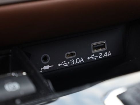 Certified 2023 Subaru Outback Touring AWD/4WD image 14