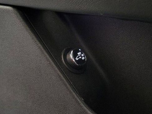 Certified 2023 Cadillac XT5 Luxury image 30