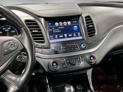 Used 2016 Chevrolet Impala LT w/ Leather Package FWD image 10
