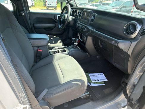 Used 2023 Jeep Wrangler Unlimited Sport AWD/4WD image 18