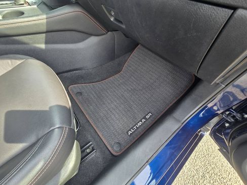 Used 2021 Nissan Altima 2.5 SR FWD image 21