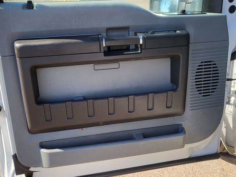 Used 2014 Ford F250 XL w/ Power Equipment Group RWD image 21