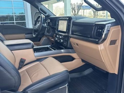 Used 2024 Ford F250 Lariat w/ Lariat Ultimate Package image 12