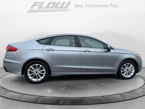Used 2020 Ford Fusion SE image 10
