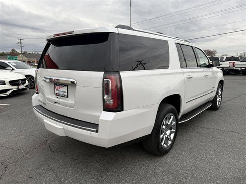 Used 2017 GMC Yukon XL Denali w/ Open Road Package image 5