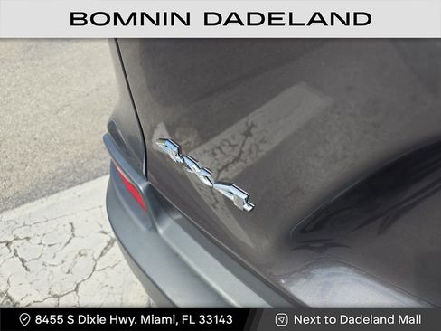 Used 2022 Jeep Cherokee Limited image 8