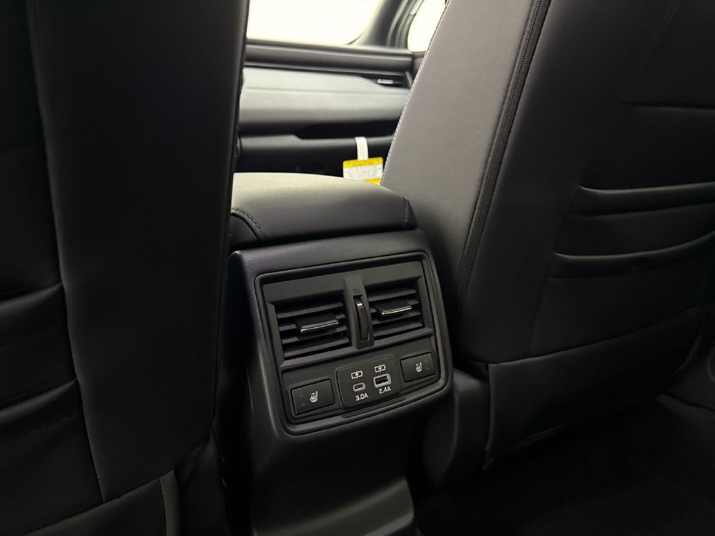 New 2026 Subaru Outback Touring AWD/4WD image 28