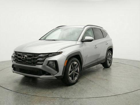 Used 2025 Hyundai Tucson SEL image 3