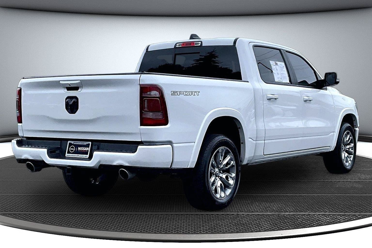 Used 2020 RAM 1500 Laramie w/ Sport Appearance Package AWD/4WD image 7