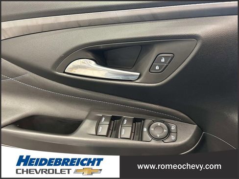 Certified 2024 Buick Envista Sport Touring w/ Convenience I Package image 11