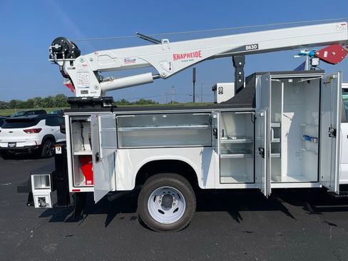 New 2025 Ford F550 XL image 31