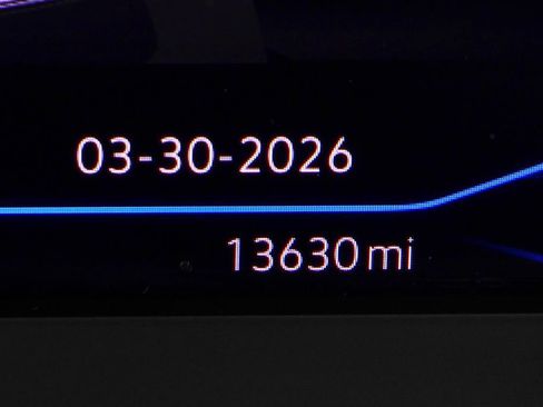 Used 2025 Volkswagen Jetta GLI Autobahn image 31