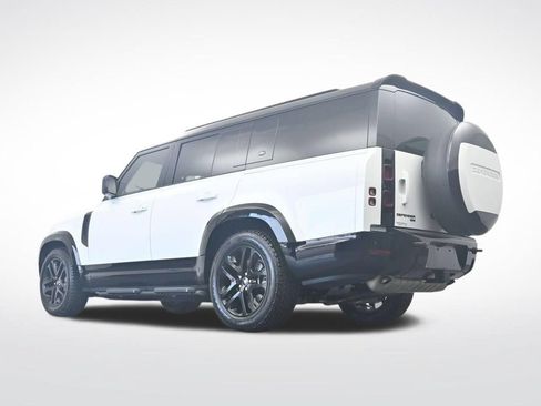 Used 2023 Land Rover Defender 130 X-Dynamic SE AWD/4WD image 35