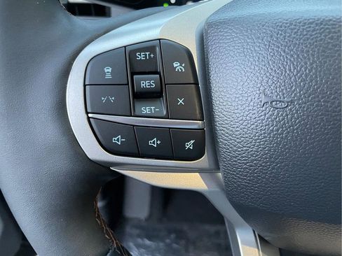 New 2025 Ford Explorer Active w/ Active Comfort Package image 21