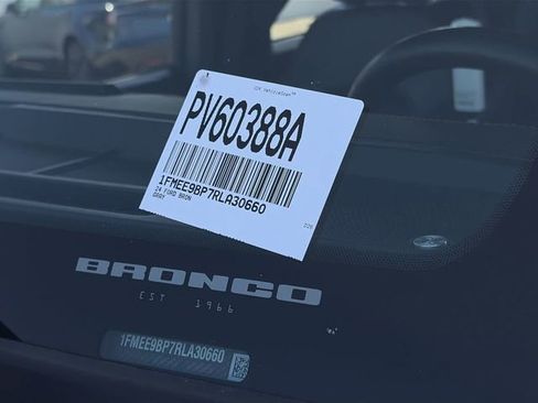 Used 2024 Ford Bronco Badlands AWD/4WD image 34