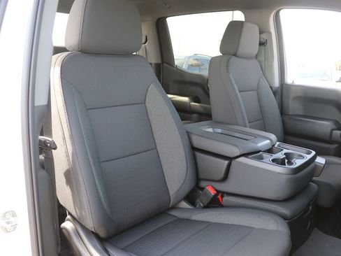 New 2026 Chevrolet Silverado 1500 Custom Trail Boss w/ LPO, Dark Essentials Package image 32