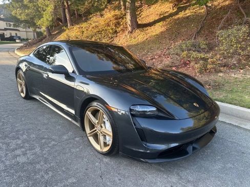 Used 2020 Porsche Taycan Turbo image 8