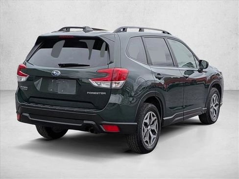Certified 2022 Subaru Forester Premium image 5