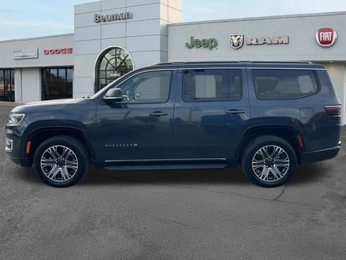 Used 2024 Jeep Wagoneer Series II AWD/4WD image 4