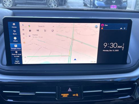 Used 2025 Acura MDX SH-AWD w/ Technology Package image 15